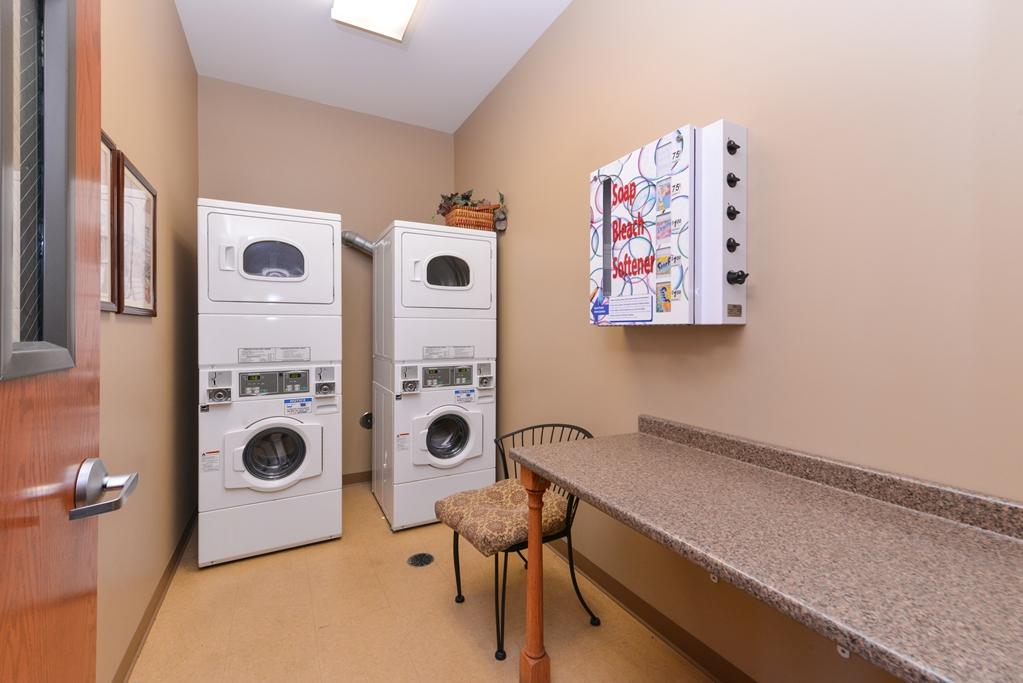Country Hearth Inn & Suites Edwardsville Létesítmények fotó