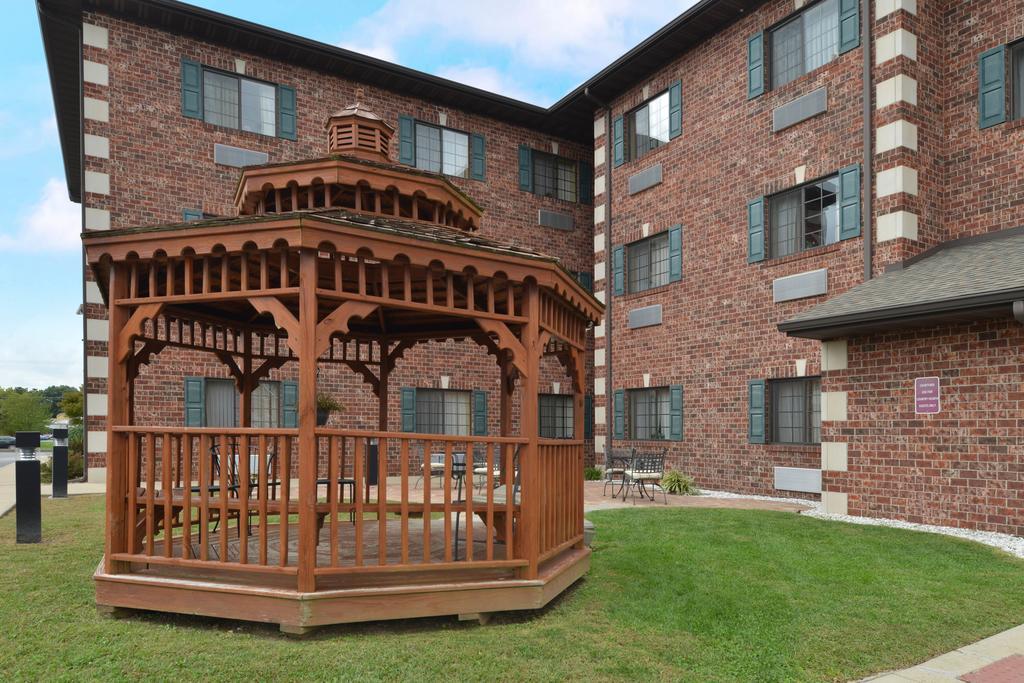 Country Hearth Inn & Suites Edwardsville Kültér fotó