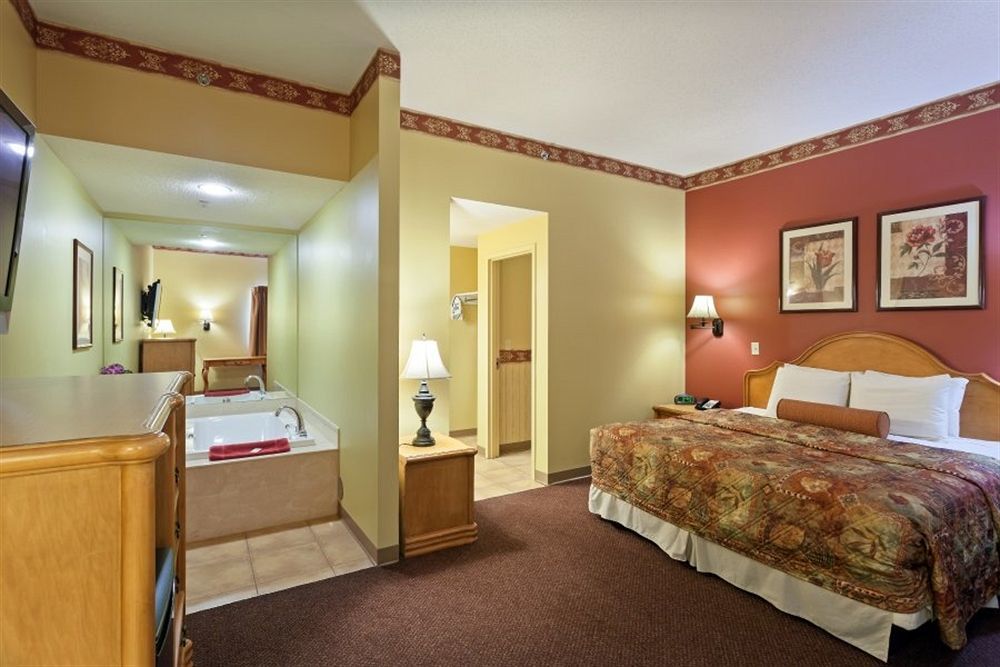 Country Hearth Inn & Suites Edwardsville Kültér fotó
