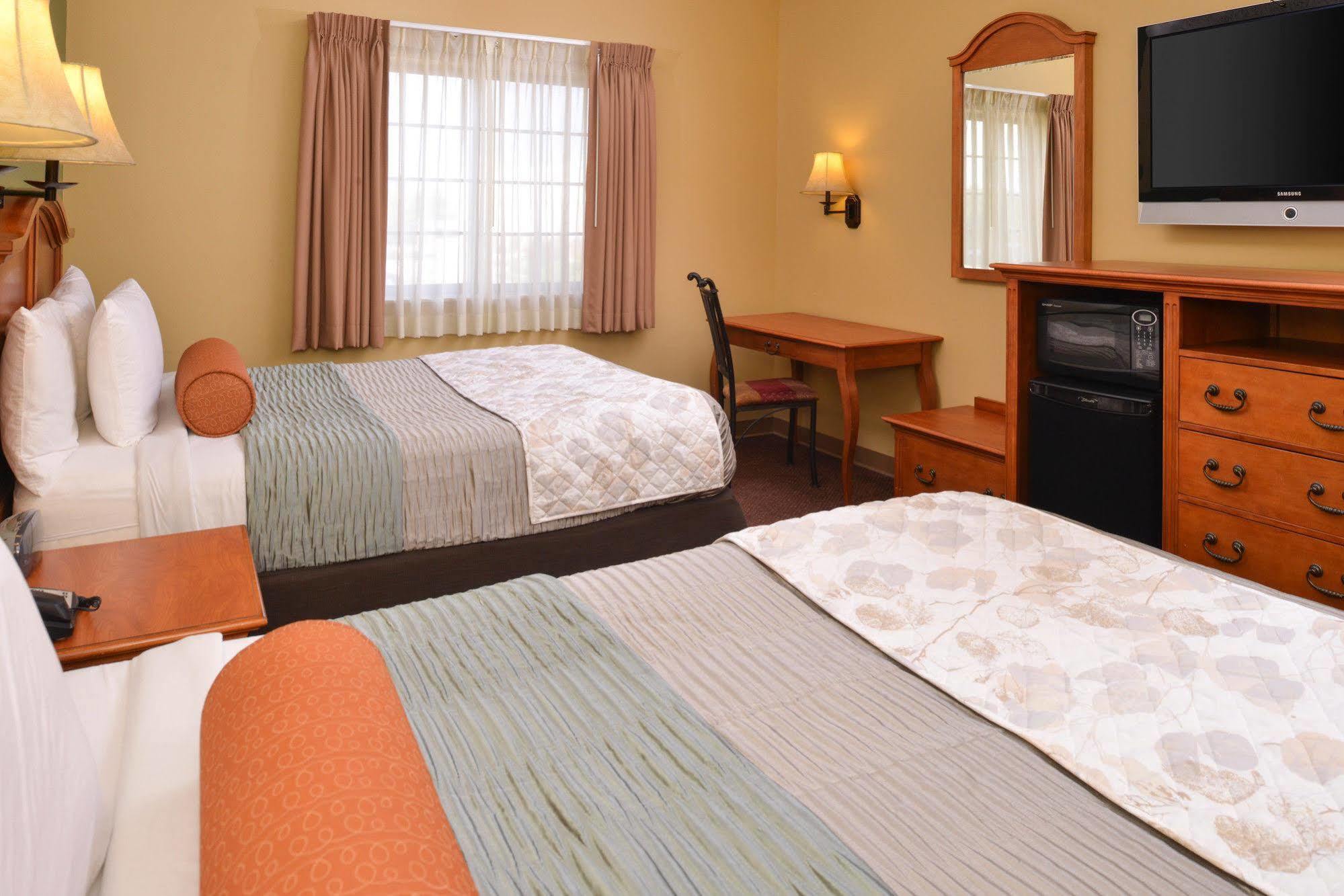 Country Hearth Inn & Suites Edwardsville Kültér fotó